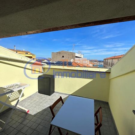 La Mansarda Di Via Galilei Apartman Porto Torres Kültér fotó