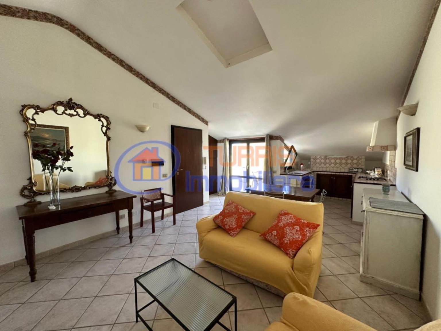 La Mansarda Di Via Galilei Apartman Porto Torres Kültér fotó